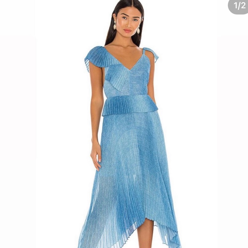 amur blue dress size 2(original size 4 altered for size 2)